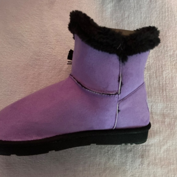 Paw Print Faux Suede Ankle Boots  with Tassels Purple with Paw Prints Size 7 - Picture 3 of 7